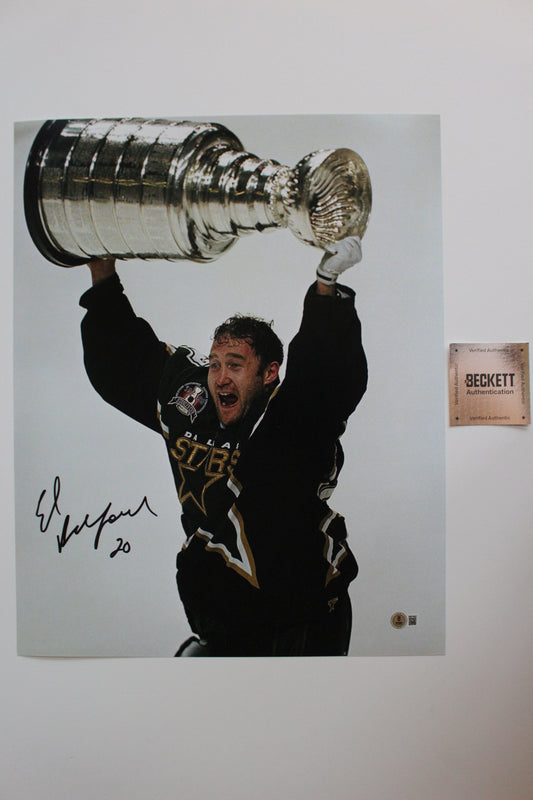 ED BELFOUR DALLAS STARS SIGNED 16x20 PHOTO Holding up the Cup BAS COA