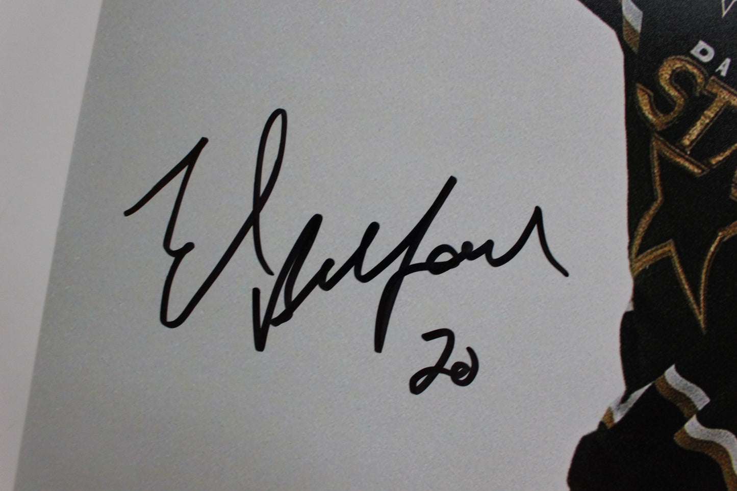 ED BELFOUR DALLAS STARS SIGNED 16x20 PHOTO Holding up the Cup BAS COA