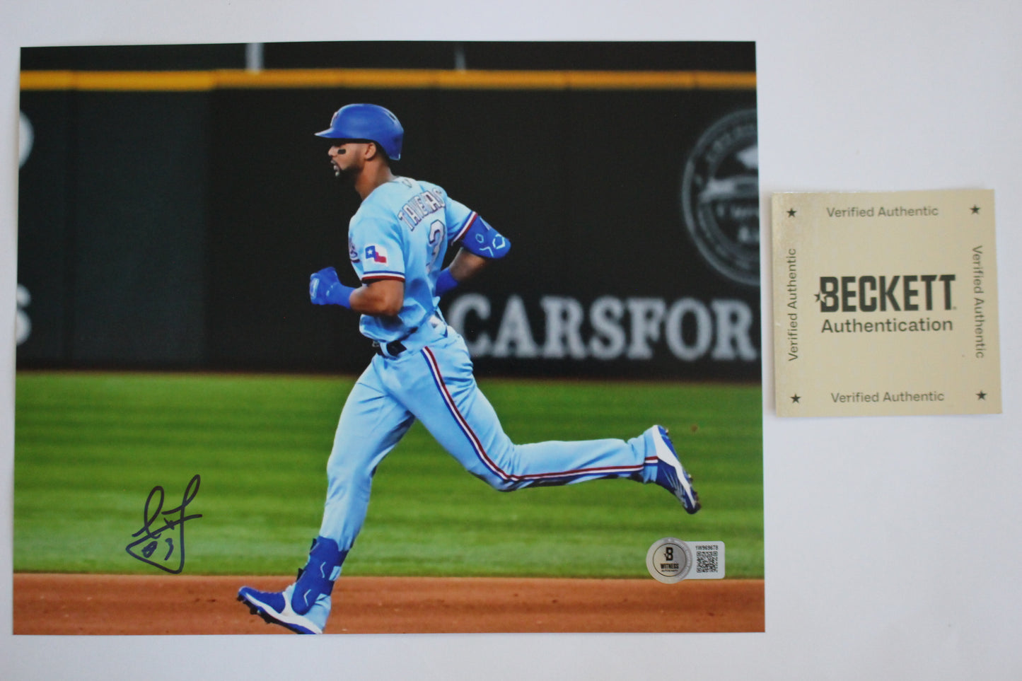 LEODY TAVERAS TEXAS RANGERS SIGNED 8x10 PHOTO Rounding the Bases BAS COA