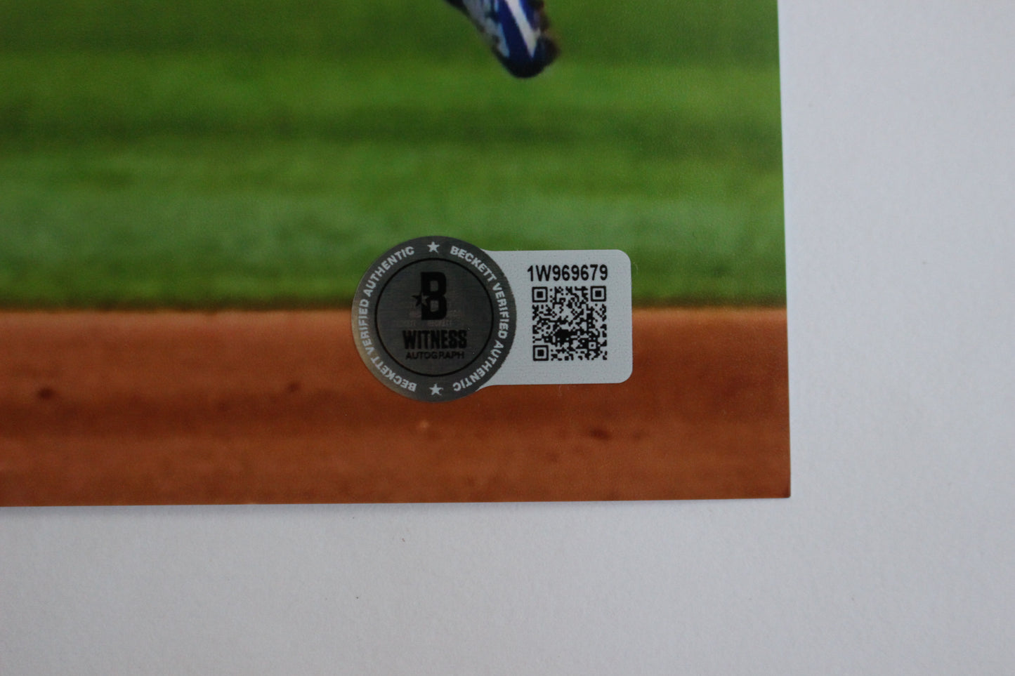 LEODY TAVERAS TEXAS RANGERS SIGNED 8x10 PHOTO Rounding the Bases BAS COA