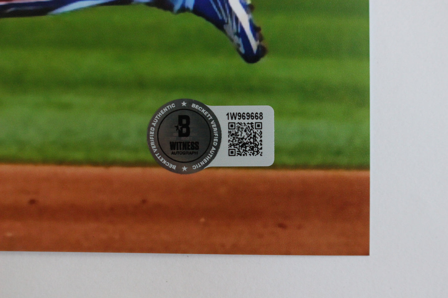 LEODY TAVERAS TEXAS RANGERS SIGNED 8x10 PHOTO Rounding the Bases BAS COA