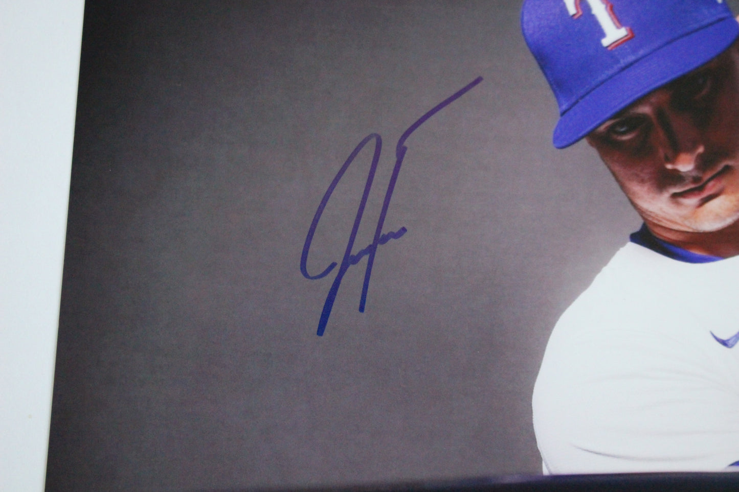 JUSTIN FOSCUE TEXAS RANGERS SIGNED 8x10 PHOTO In Studio BAS