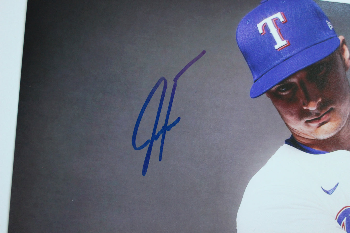 JUSTIN FOSCUE TEXAS RANGERS SIGNED 8x10 PHOTO In Studio BAS