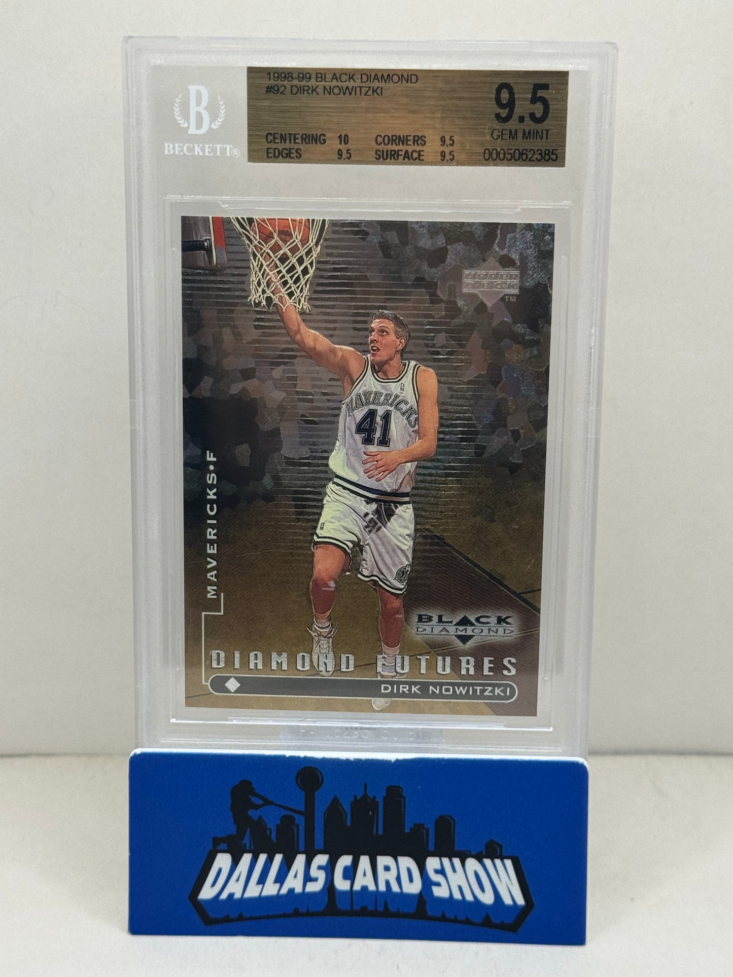 1998-99 Black Diamond #92 Dirk Nowitzki BGS 9.5
