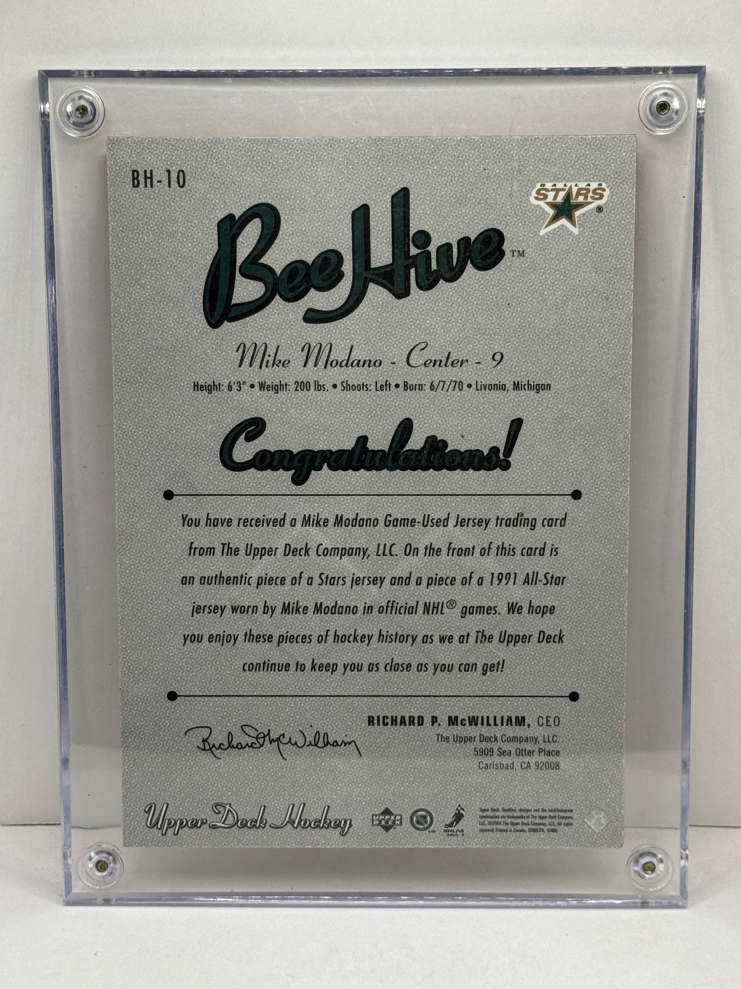 2004 Upper Deck #BH-10 Mike Modano Beehive Dual Relic Jumbo Card