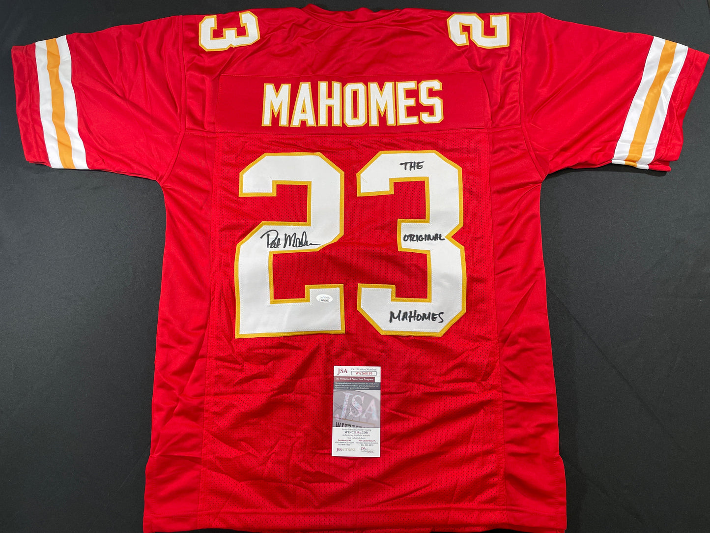 PAT PATRICK MAHOMES SR SIGNED JERSEY KC CHIEFS w/ Who'sYourDaddy Twins JSA COA