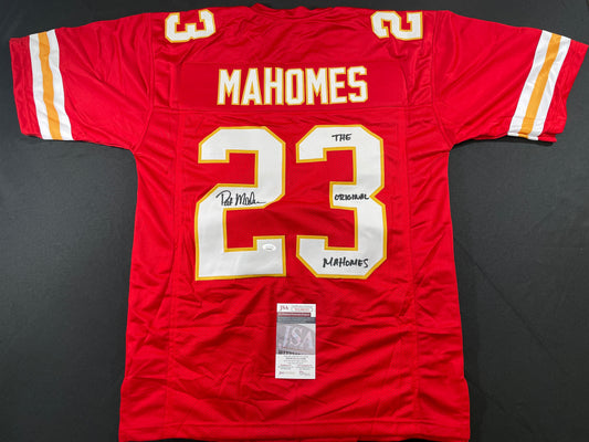 PAT PATRICK MAHOMES SR SIGNED JERSEY KC CHIEFS w/ Who'sYourDaddy Twins JSA COA