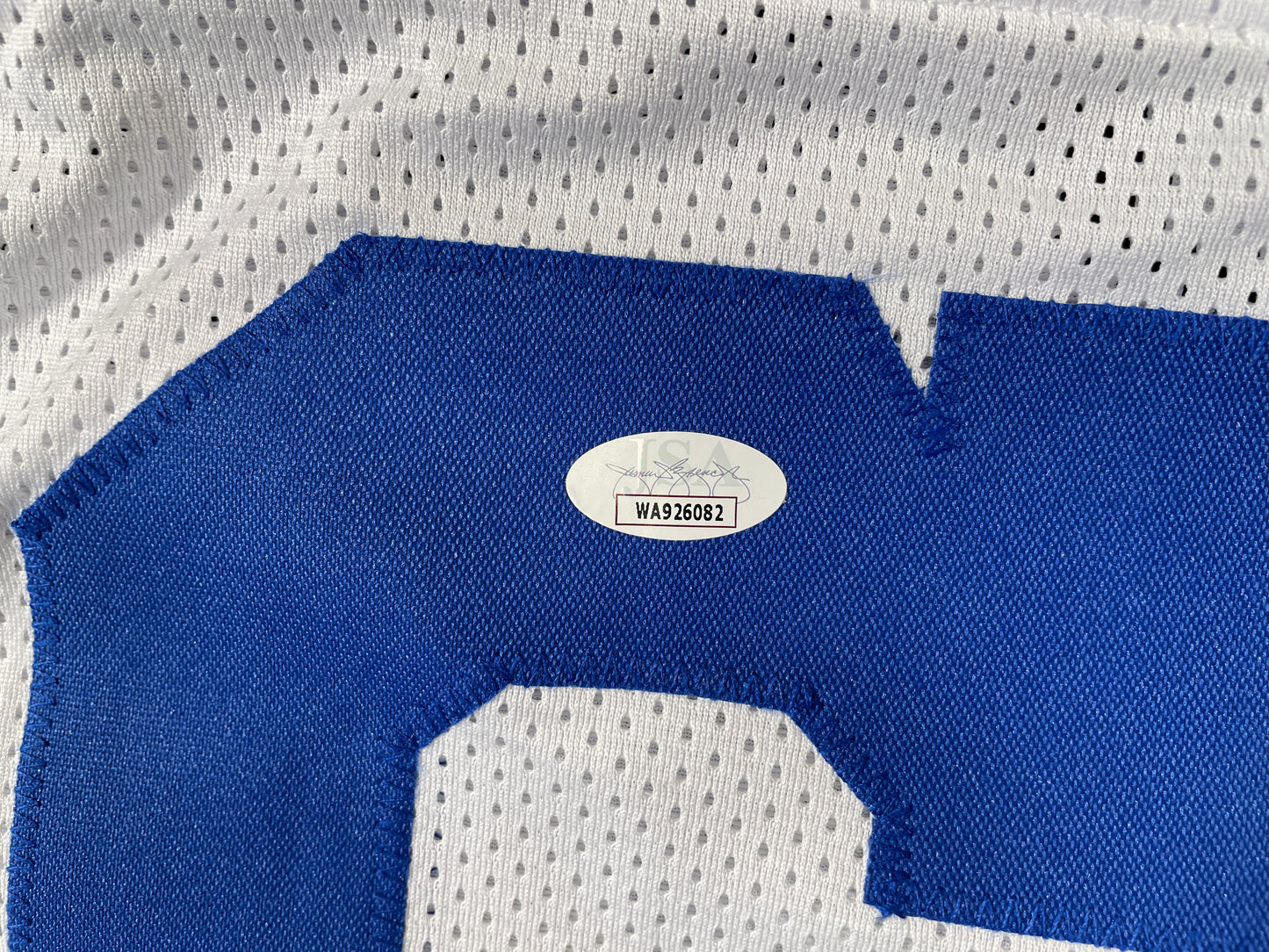 LARRY COLE DALLAS COWBOYS SIGNED WHITE JERSEY w/SB VI & XII Champs XL JSA COA