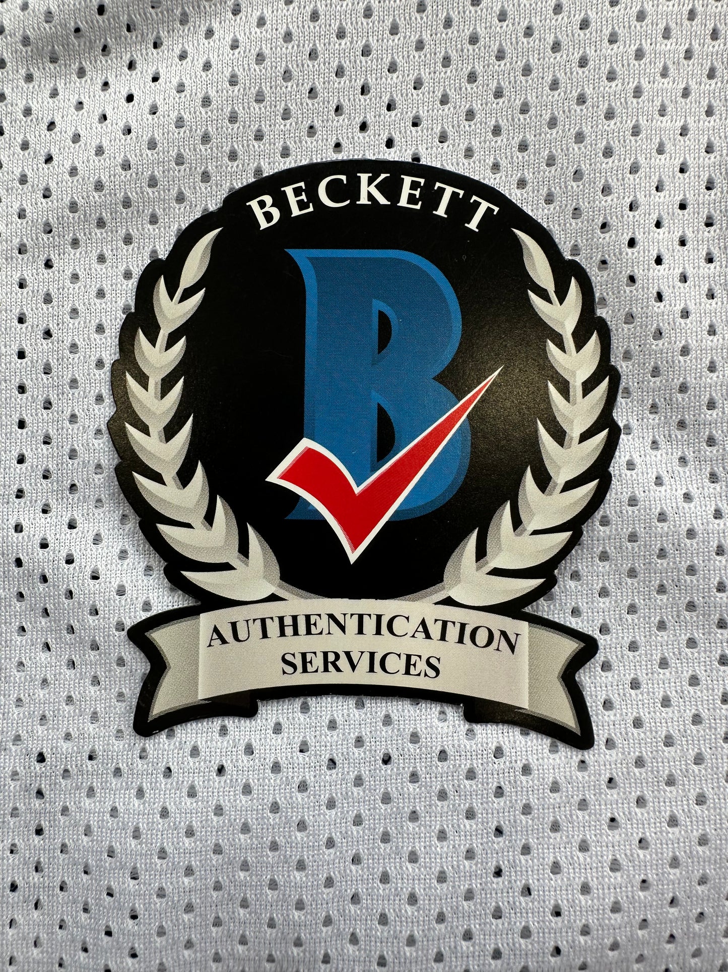 DEMARVION OVERSHOWN SIGNED ALTERNATE GAME JERSEY Dallas Cowboys BAS