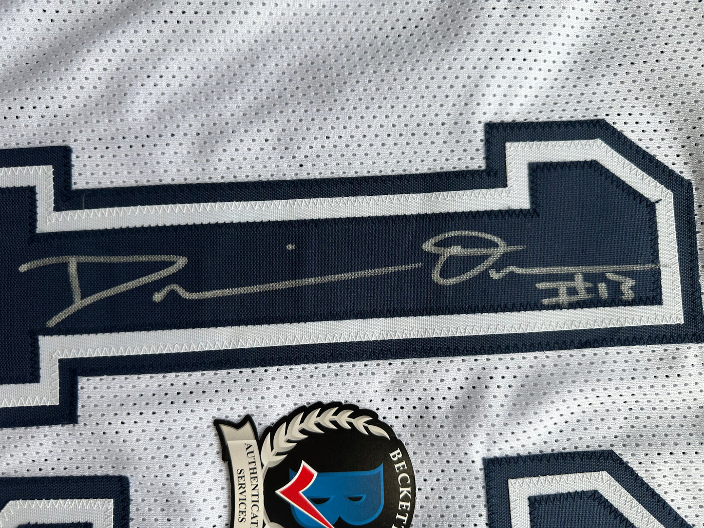 DEMARVION OVERSHOWN SIGNED ALTERNATE GAME JERSEY Dallas Cowboys BAS