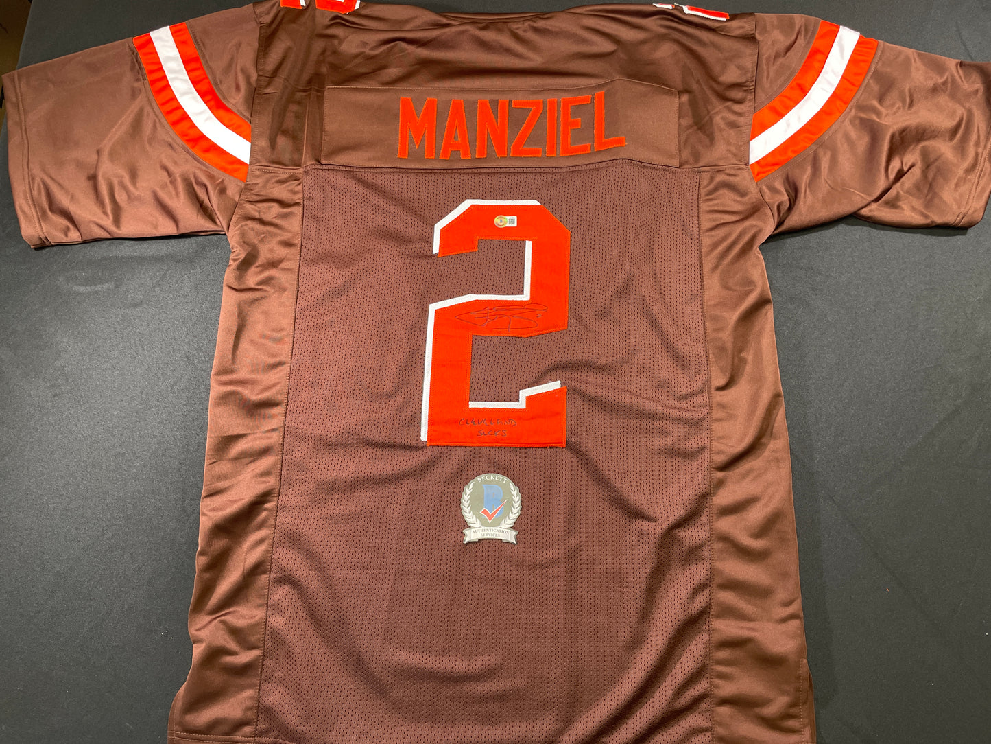 JOHNNY MANZIEL CLEVELAND BROWN SIGNED BROWN JERSEY w/Cleveland Sucks BAS
