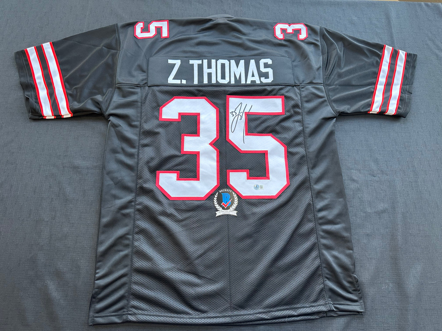 ZACH THOMAS SIGNED BLACK FOOTBALL JERSEY Texas Tech Raiders BAS
