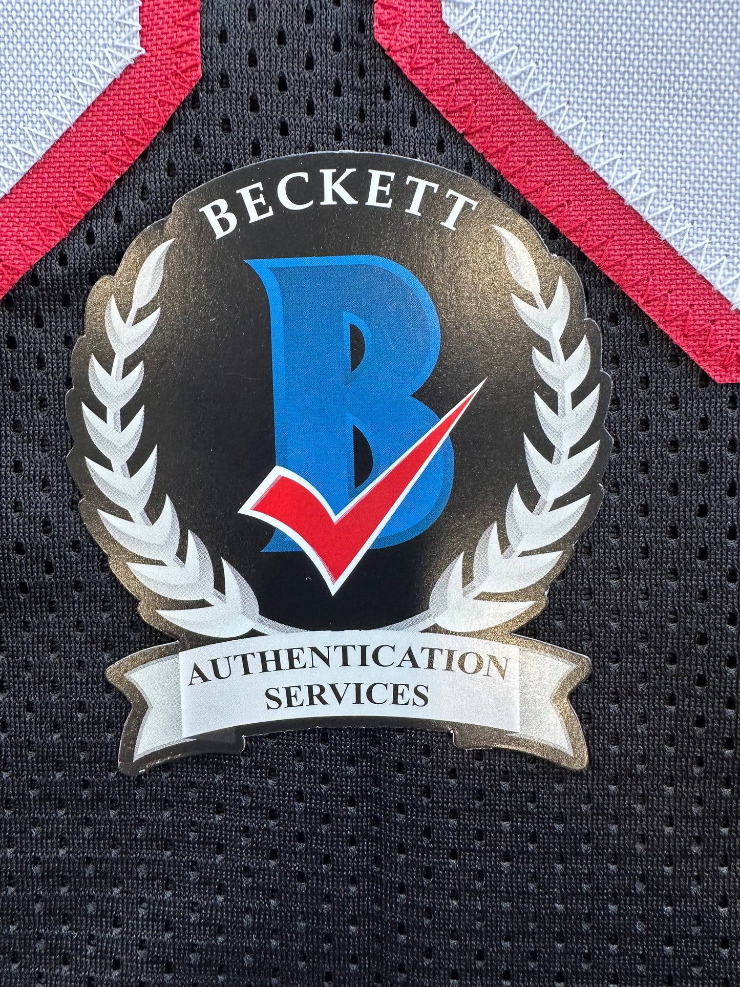 ZACH THOMAS SIGNED BLACK FOOTBALL JERSEY Texas Tech Raiders BAS