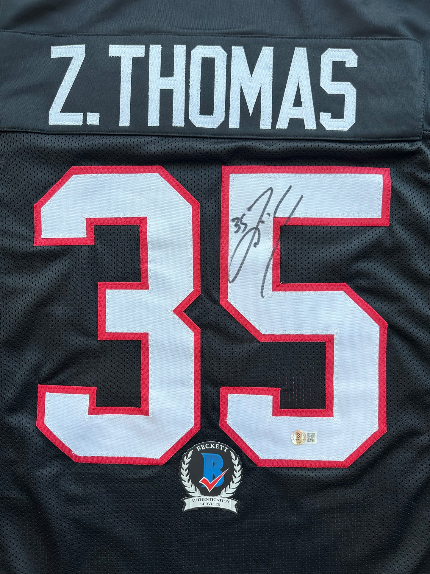 ZACH THOMAS SIGNED BLACK FOOTBALL JERSEY Texas Tech Raiders BAS