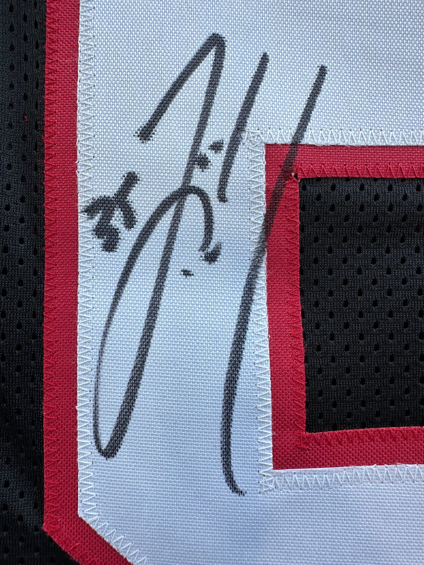 ZACH THOMAS SIGNED BLACK FOOTBALL JERSEY Texas Tech Raiders BAS