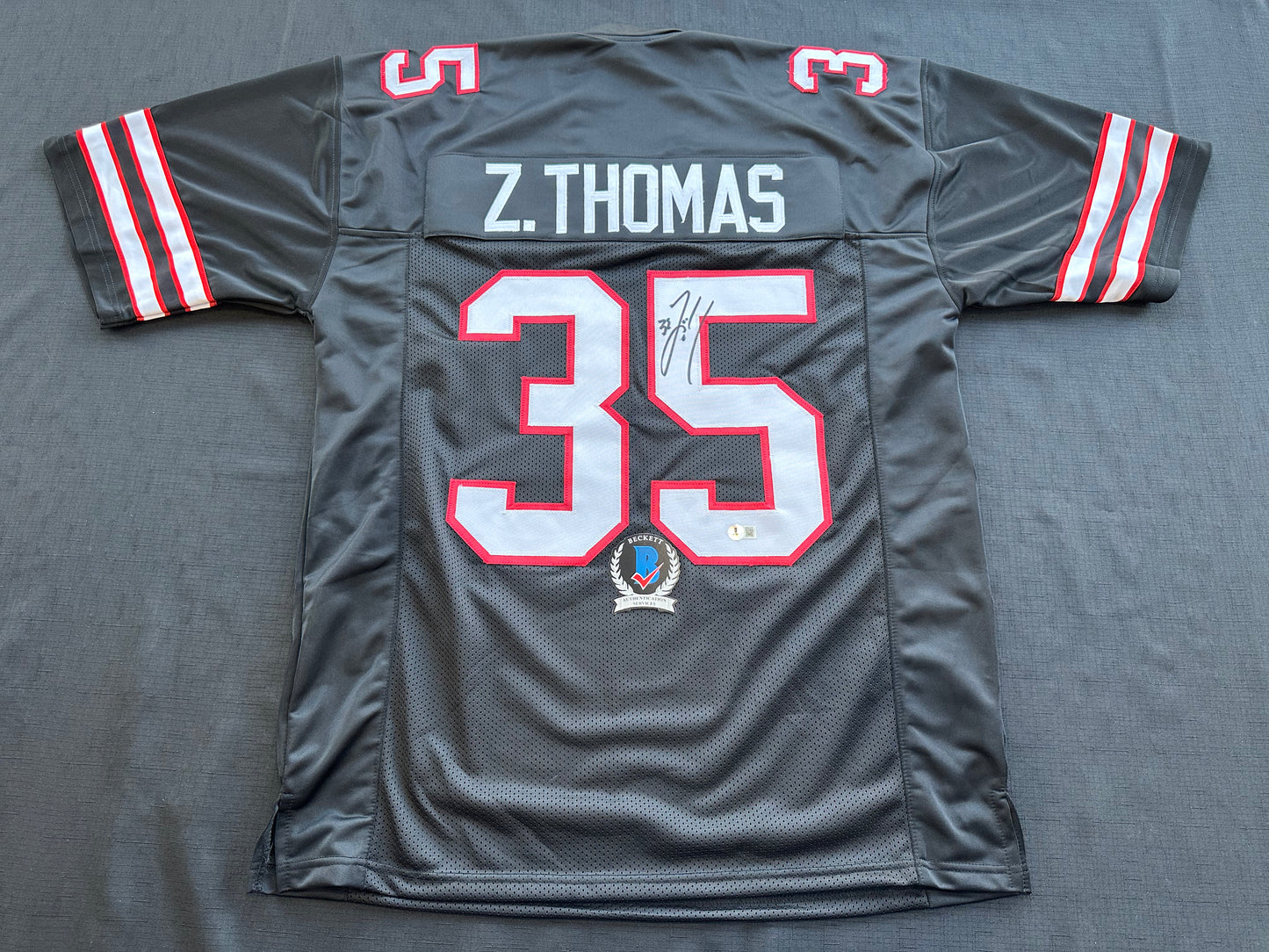 ZACH THOMAS SIGNED BLACK FOOTBALL JERSEY Texas Tech Raiders BAS
