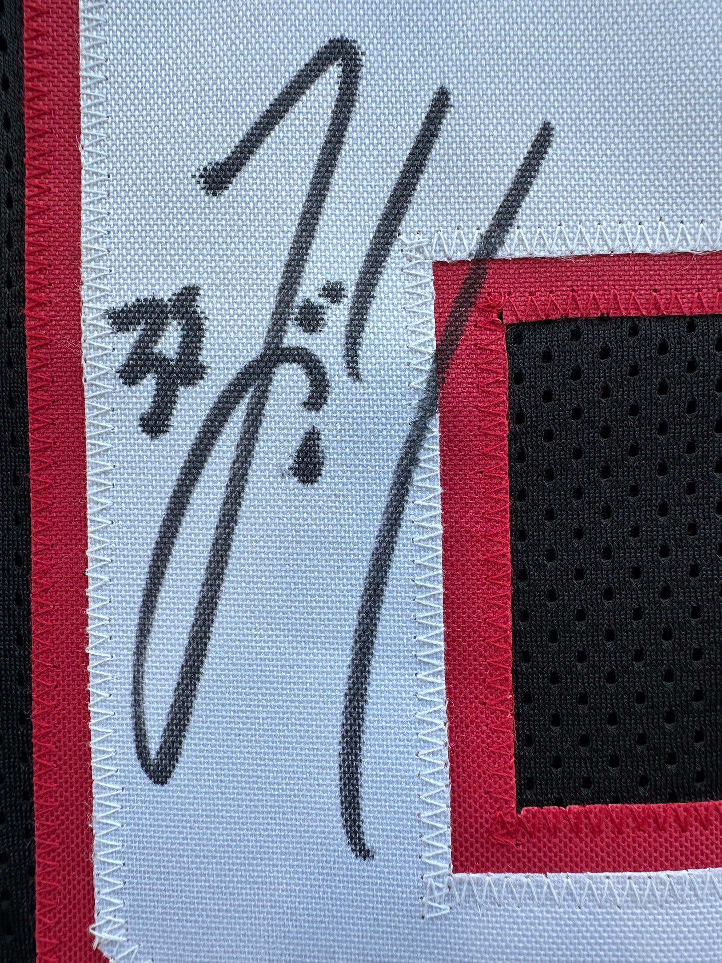 ZACH THOMAS SIGNED BLACK FOOTBALL JERSEY Texas Tech Raiders BAS