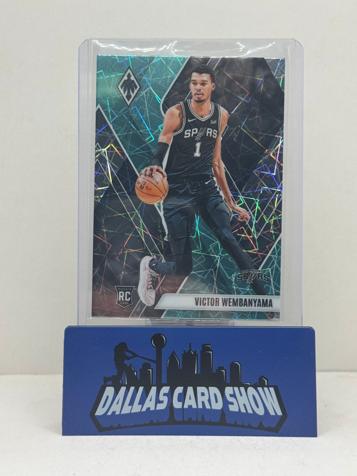 2023-24 Panini Phoenix #256 Victor Wembanyamam Teal Lazer Rookie RC