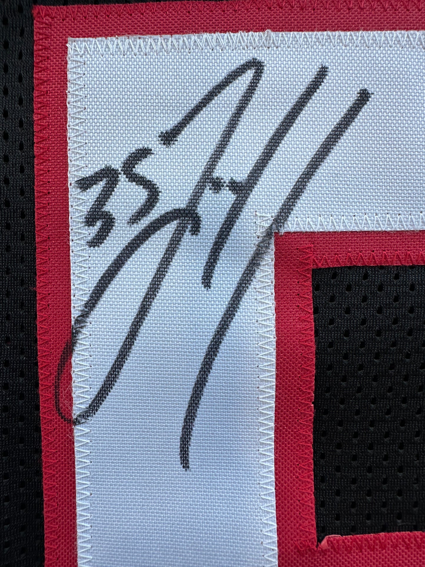 ZACH THOMAS SIGNED BLACK FOOTBALL JERSEY Texas Tech Raiders BAS