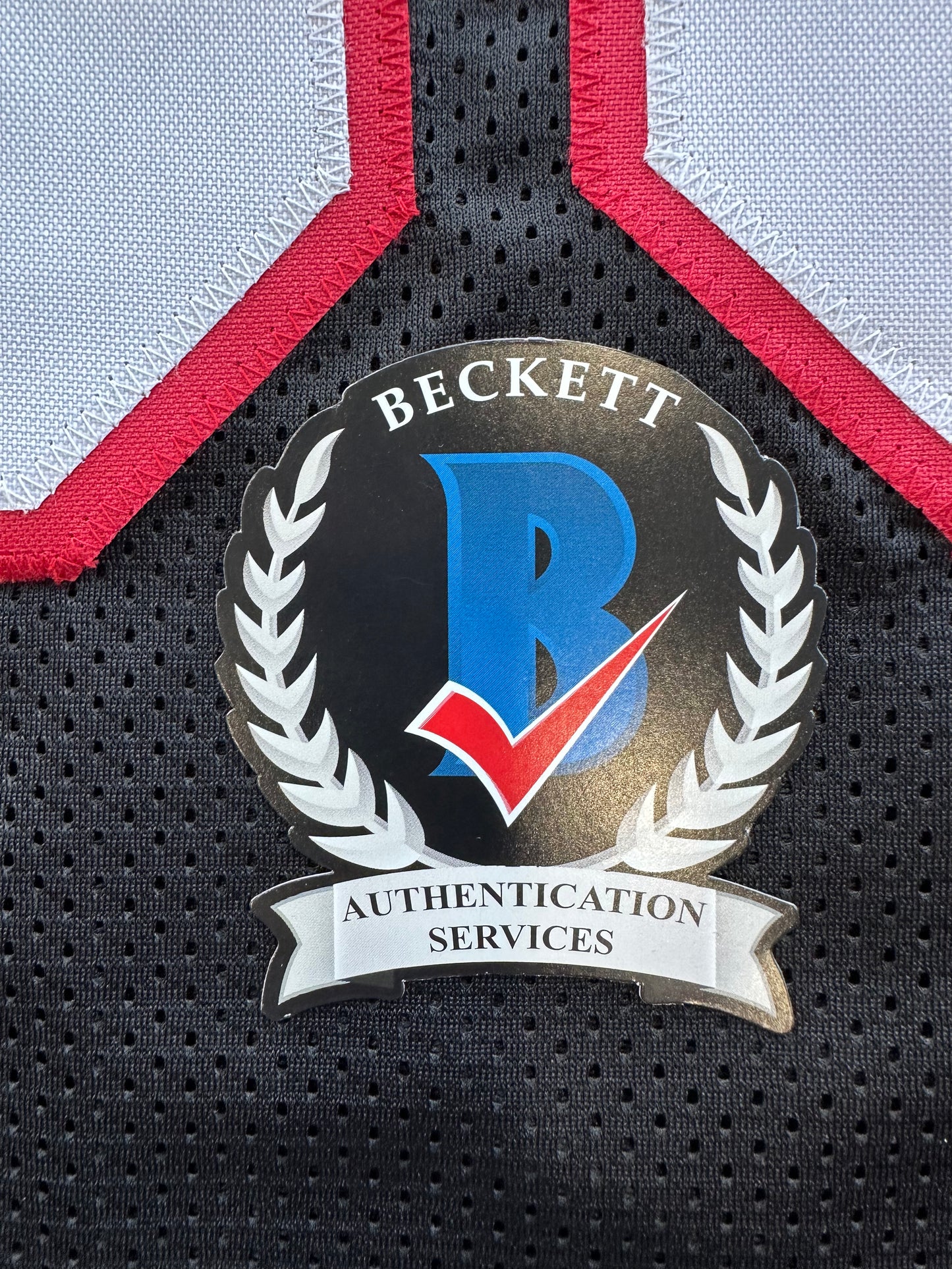 ZACH THOMAS SIGNED BLACK FOOTBALL JERSEY Texas Tech Raiders BAS