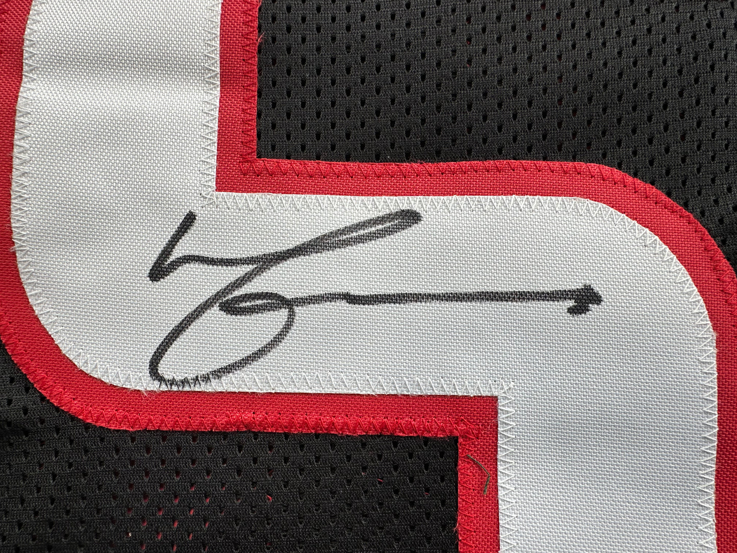 MICHAEL CRABTREE SIGNED RED AND BLACK JERSEY Texas Tech Raiders Medium BAS