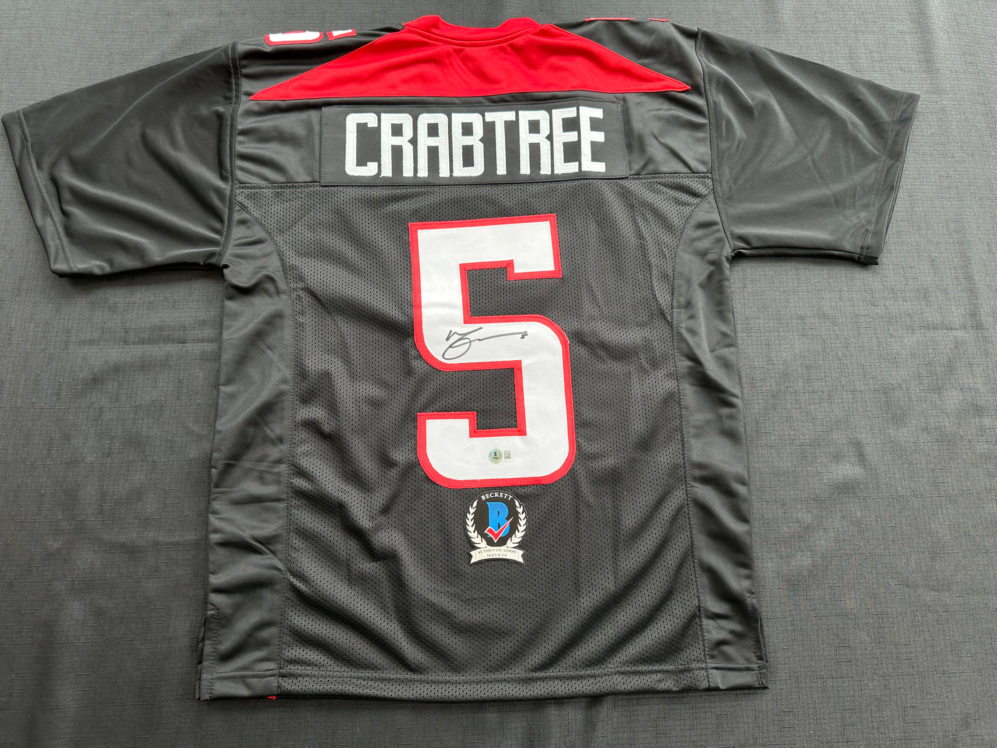 MICHAEL CRABTREE SIGNED RED AND BLACK JERSEY Texas Tech Raiders Medium BAS