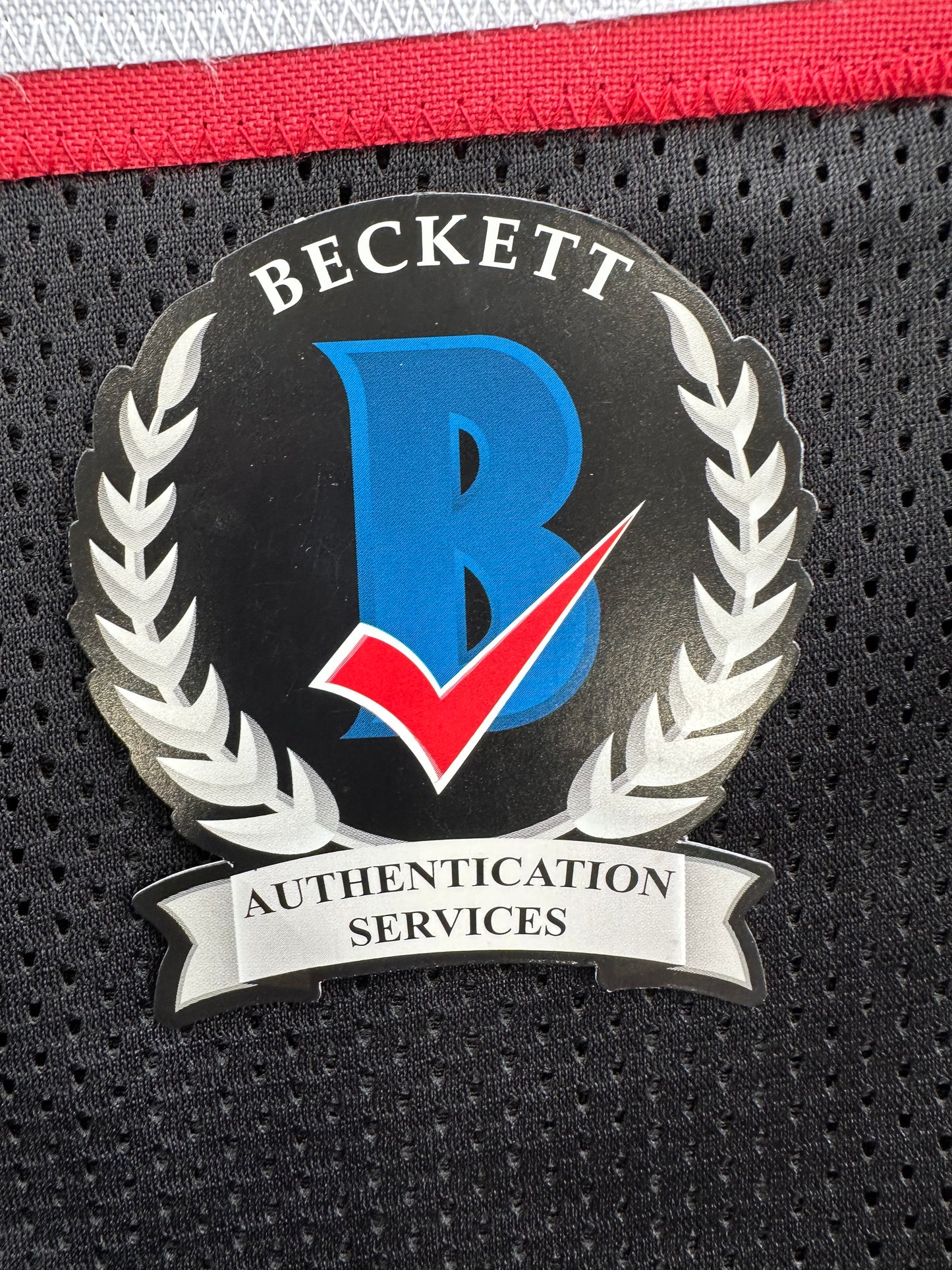 MICHAEL CRABTREE SIGNED RED AND BLACK JERSEY Texas Tech Raiders Medium BAS