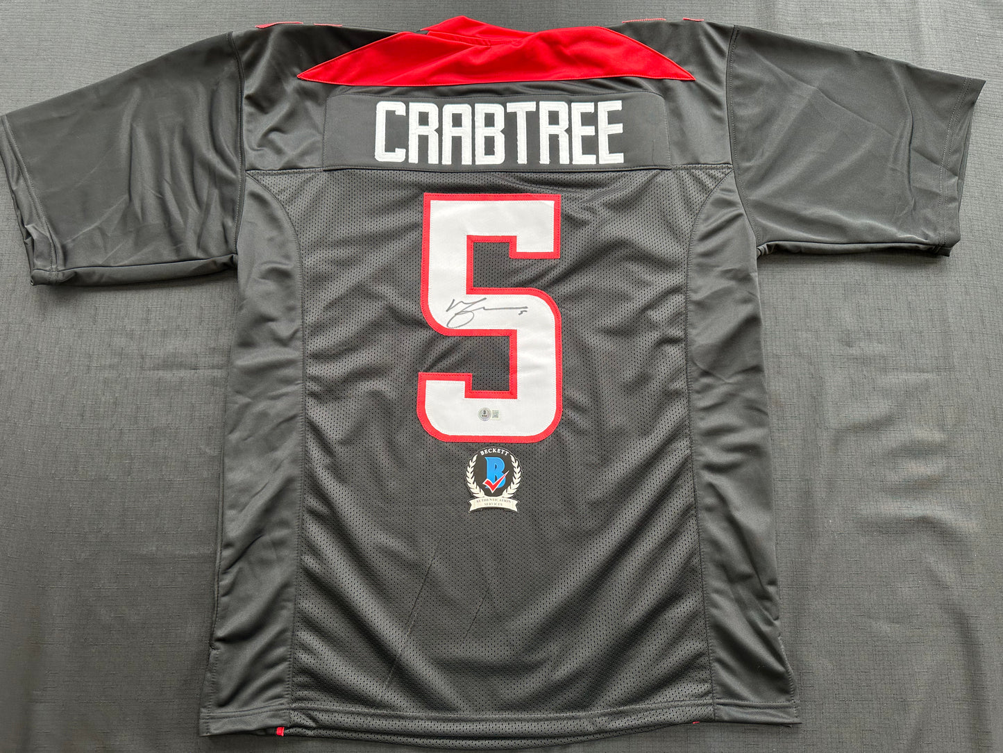 MICHAEL CRABTREE SIGNED RED AND BLACK JERSEY Texas Tech Raiders XL BAS