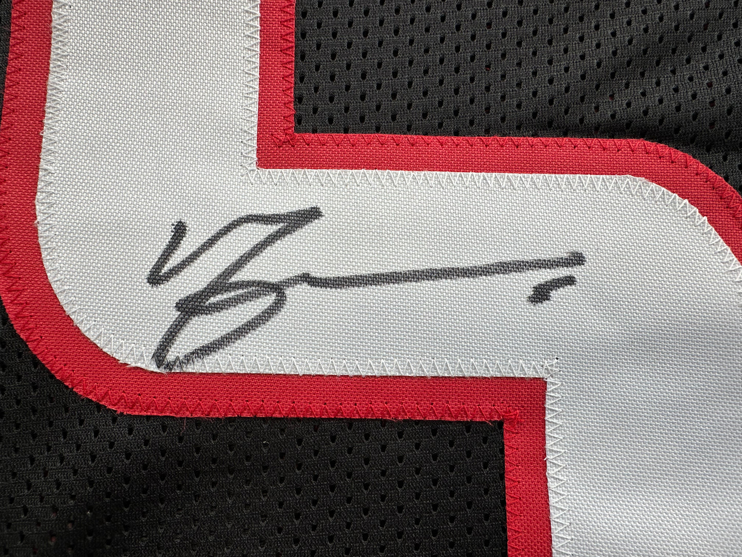 MICHAEL CRABTREE SIGNED RED AND BLACK JERSEY Texas Tech Raiders XL BAS
