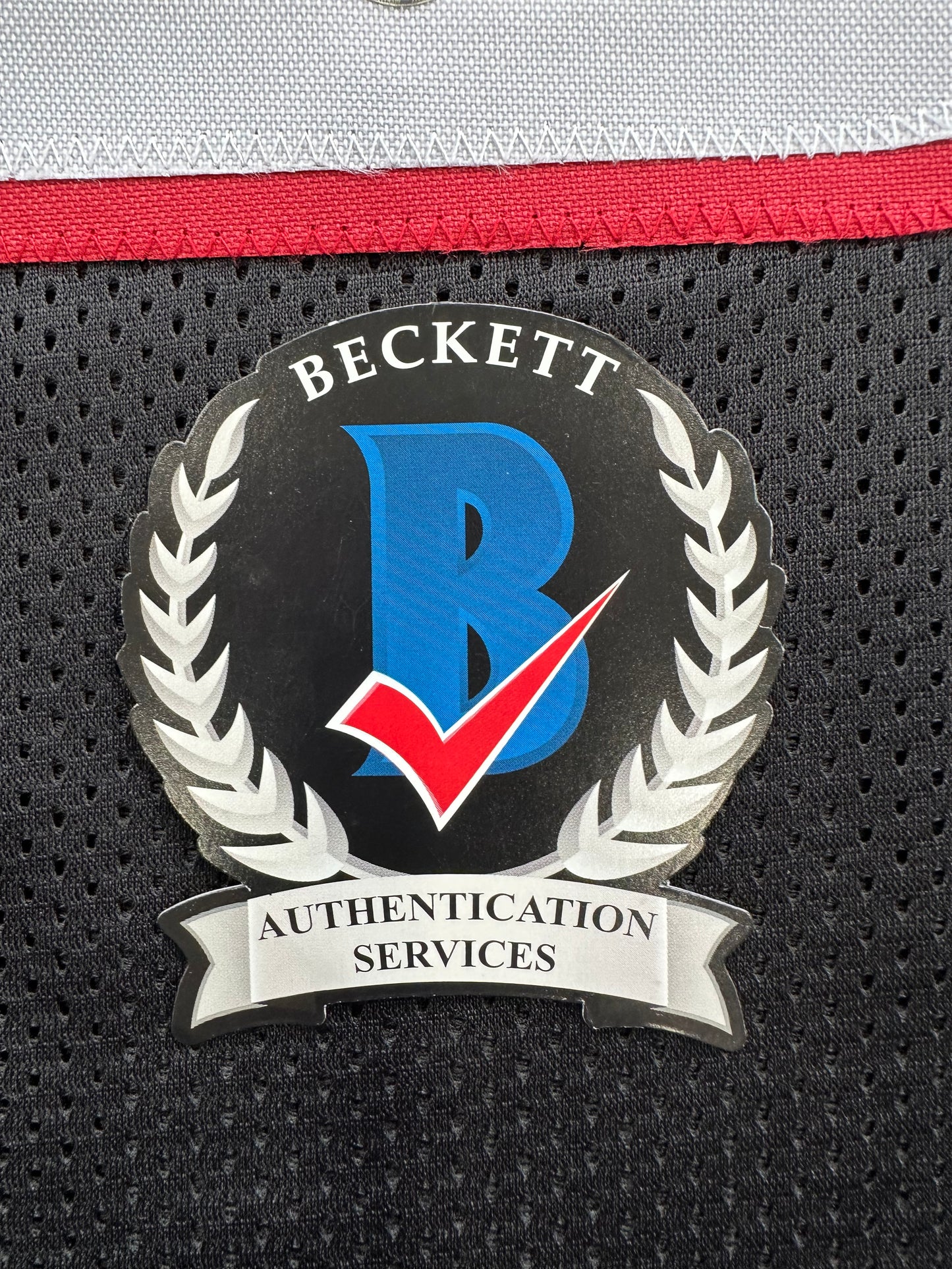 MICHAEL CRABTREE SIGNED RED AND BLACK JERSEY Texas Tech Raiders XL BAS