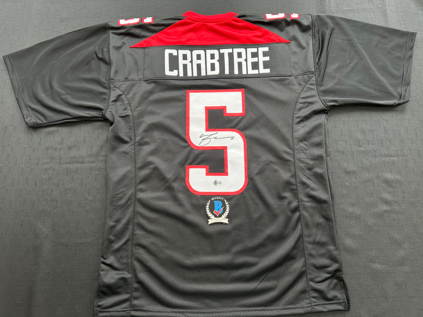 MICHAEL CRABTREE SIGNED RED AND BLACK JERSEY Texas Tech Raiders XL BAS