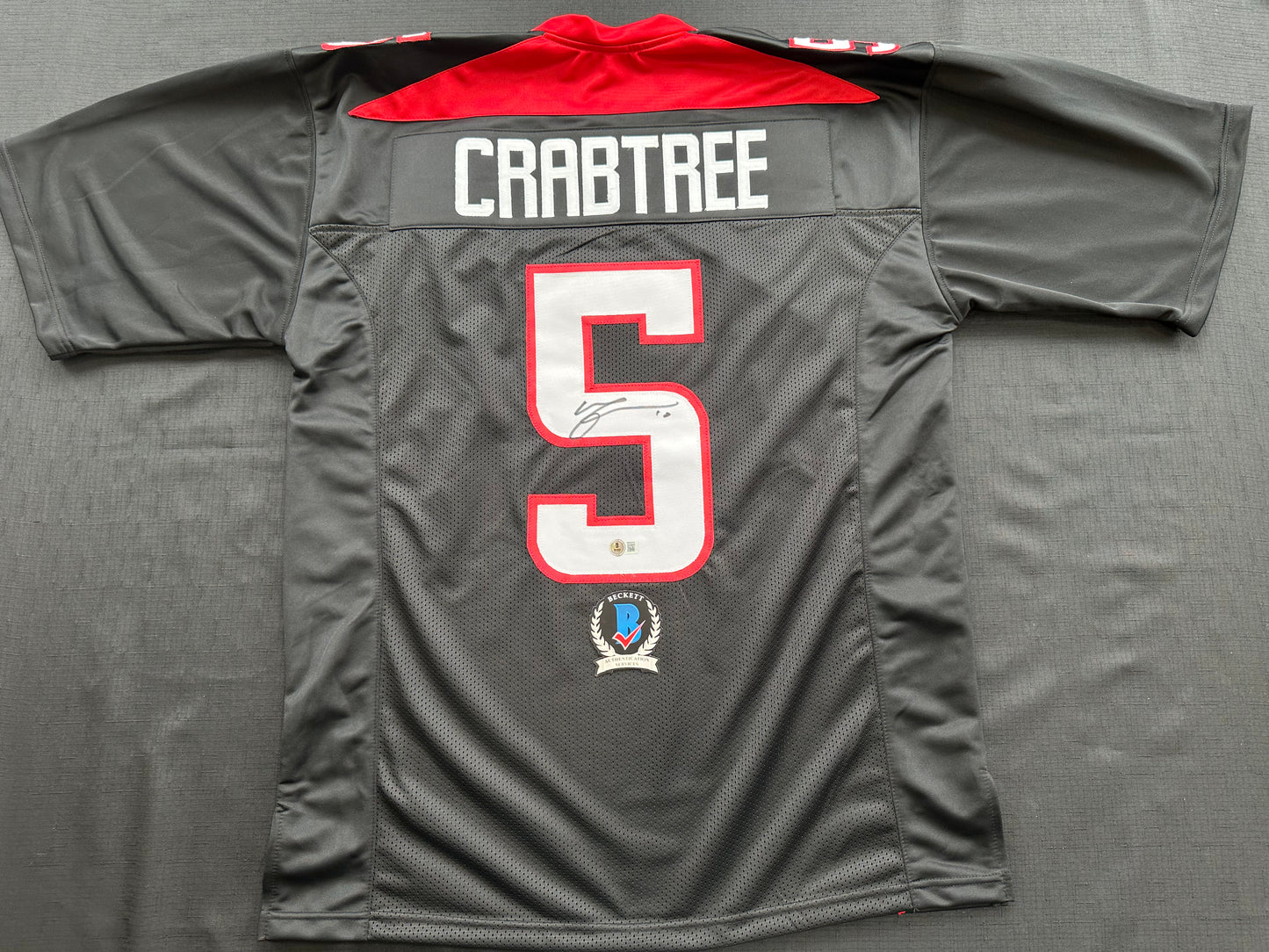 MICHAEL CRABTREE SIGNED RED AND BLACK JERSEY Texas Tech Raiders XL BAS