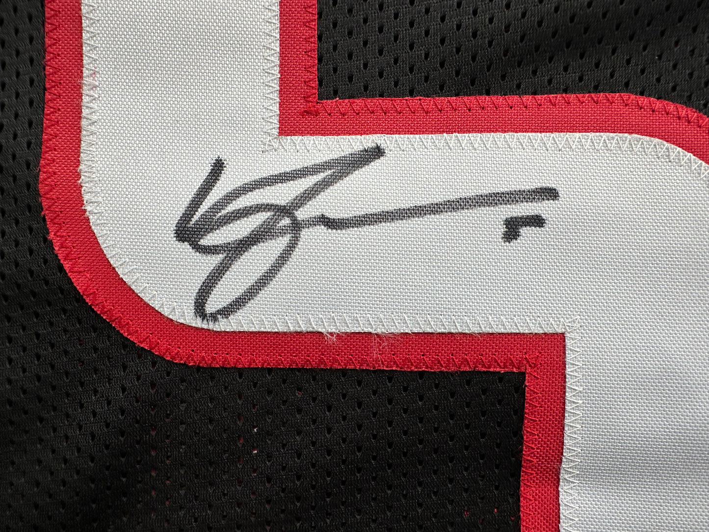 MICHAEL CRABTREE SIGNED RED AND BLACK JERSEY Texas Tech Raiders XL BAS