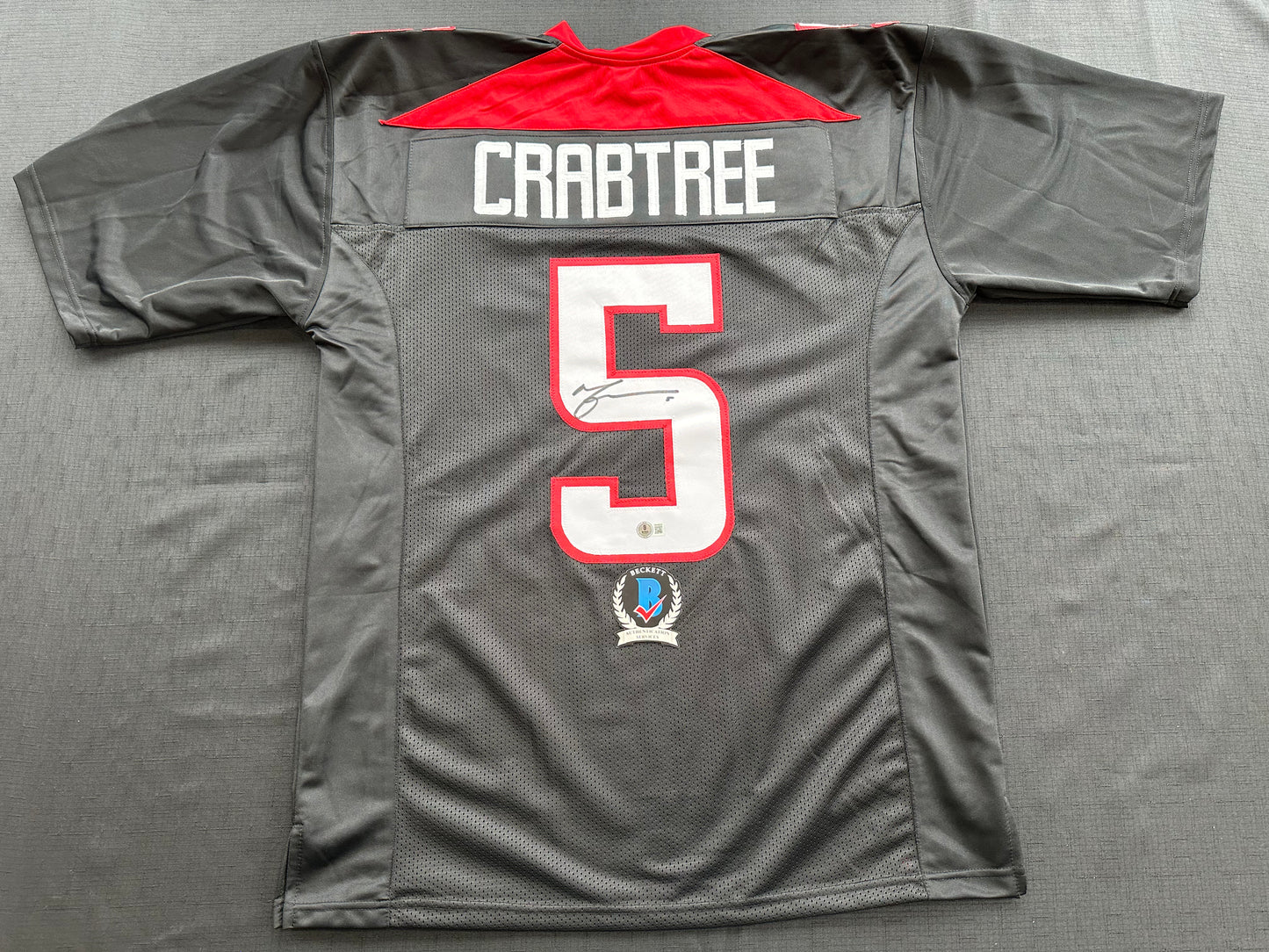 MICHAEL CRABTREE SIGNED RED AND BLACK JERSEY Texas Tech Raiders XL BAS