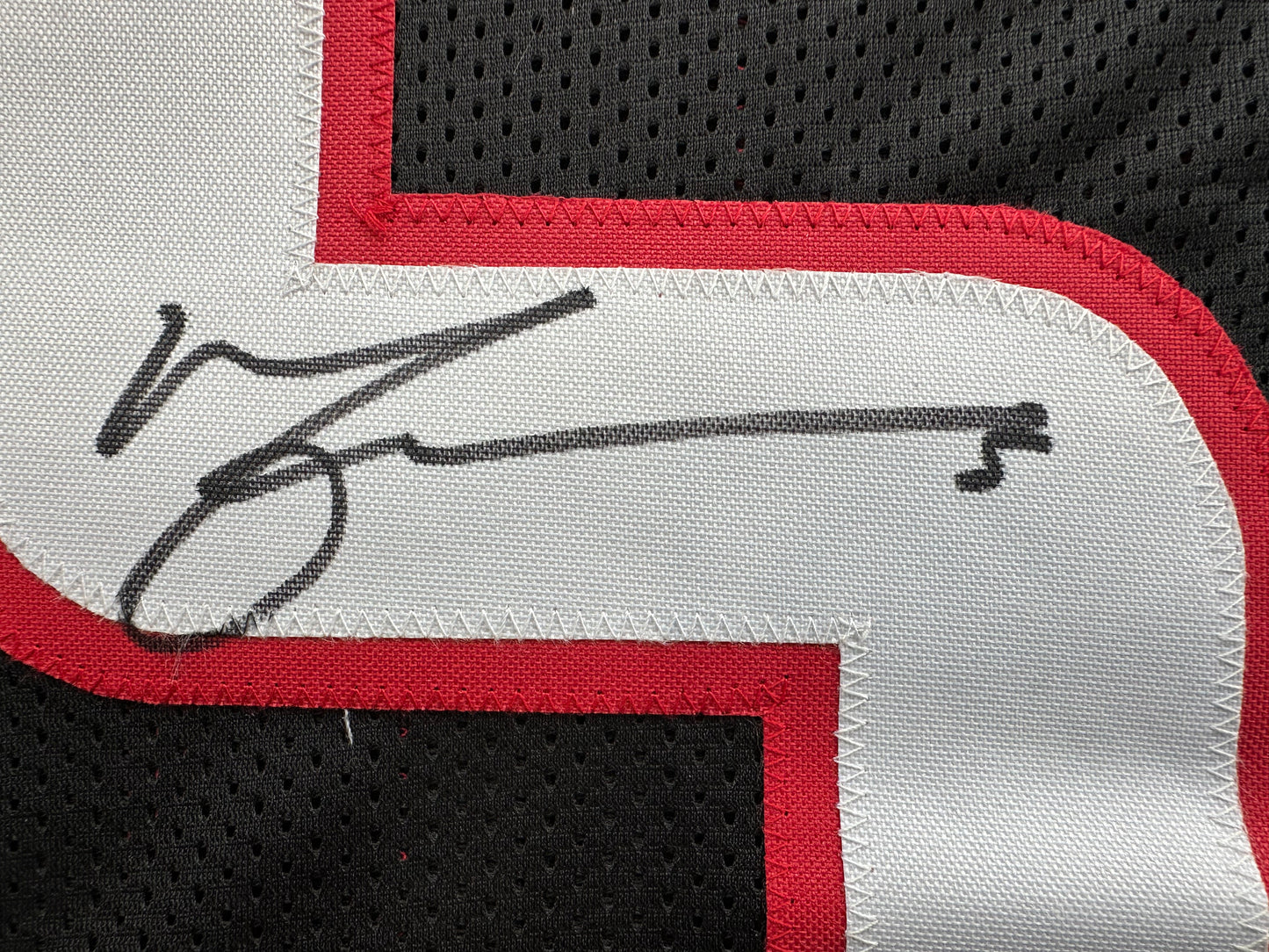 MICHAEL CRABTREE SIGNED RED AND BLACK JERSEY Texas Tech Raiders XL BAS