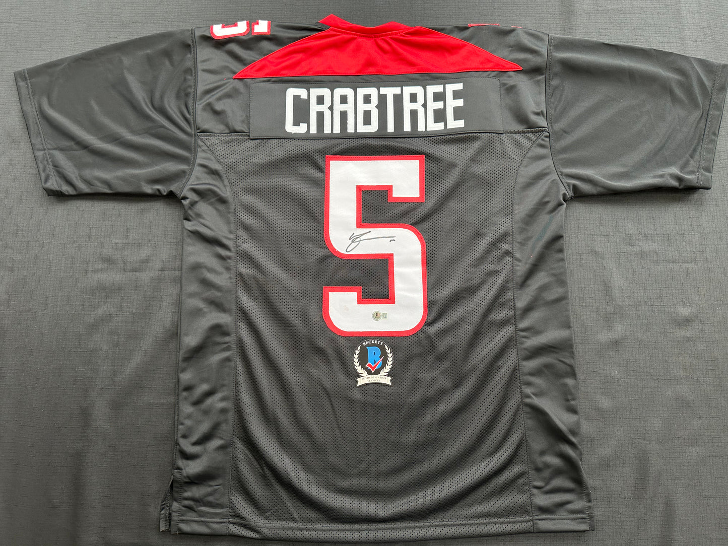 MICHAEL CRABTREE SIGNED RED AND BLACK JERSEY Texas Tech Raiders XL BAS