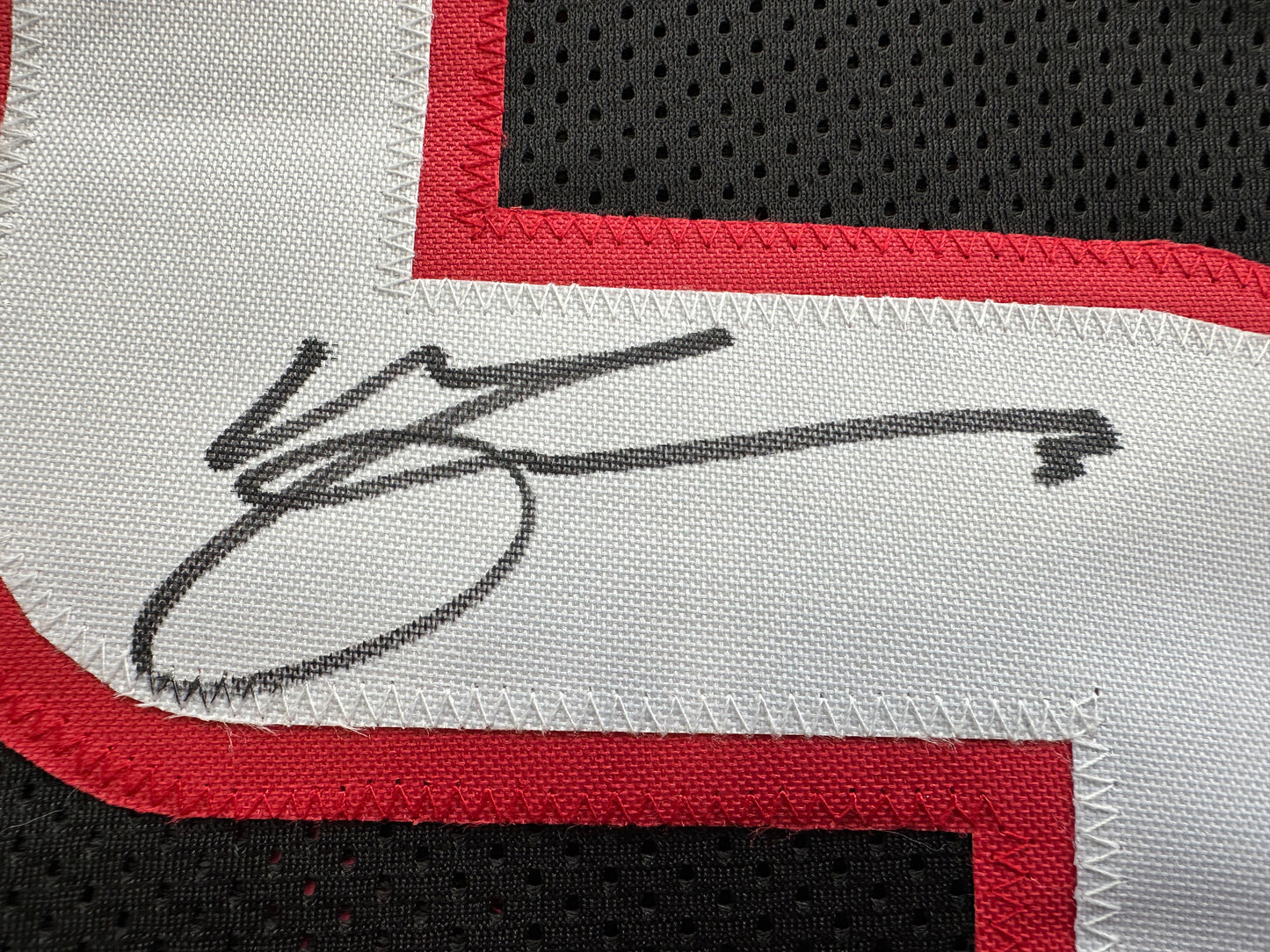 MICHAEL CRABTREE SIGNED RED AND BLACK JERSEY Texas Tech Raiders 2XL BAS