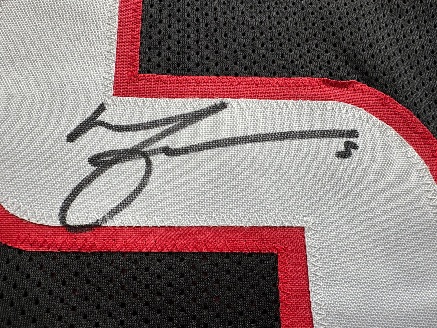 MICHAEL CRABTREE SIGNED RED AND BLACK JERSEY Texas Tech Raiders 3XL BAS