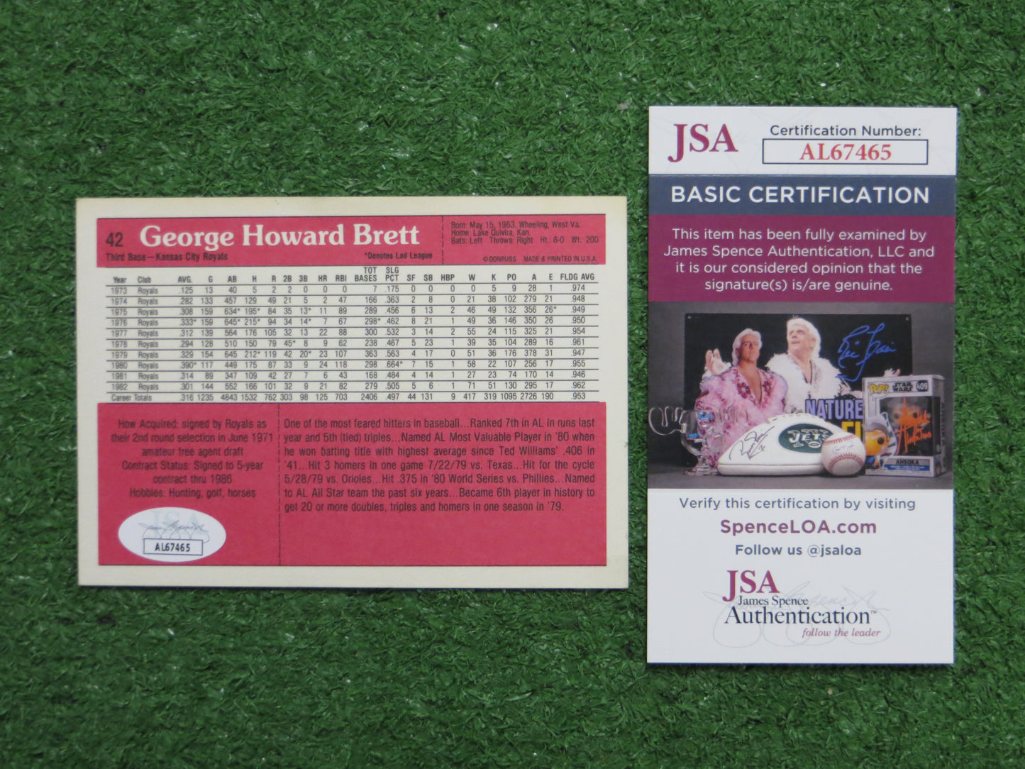 GEORGE BRETT SIGNED 1983 DONRUSS JUMBO CARD Kansas City Royals JSA COA