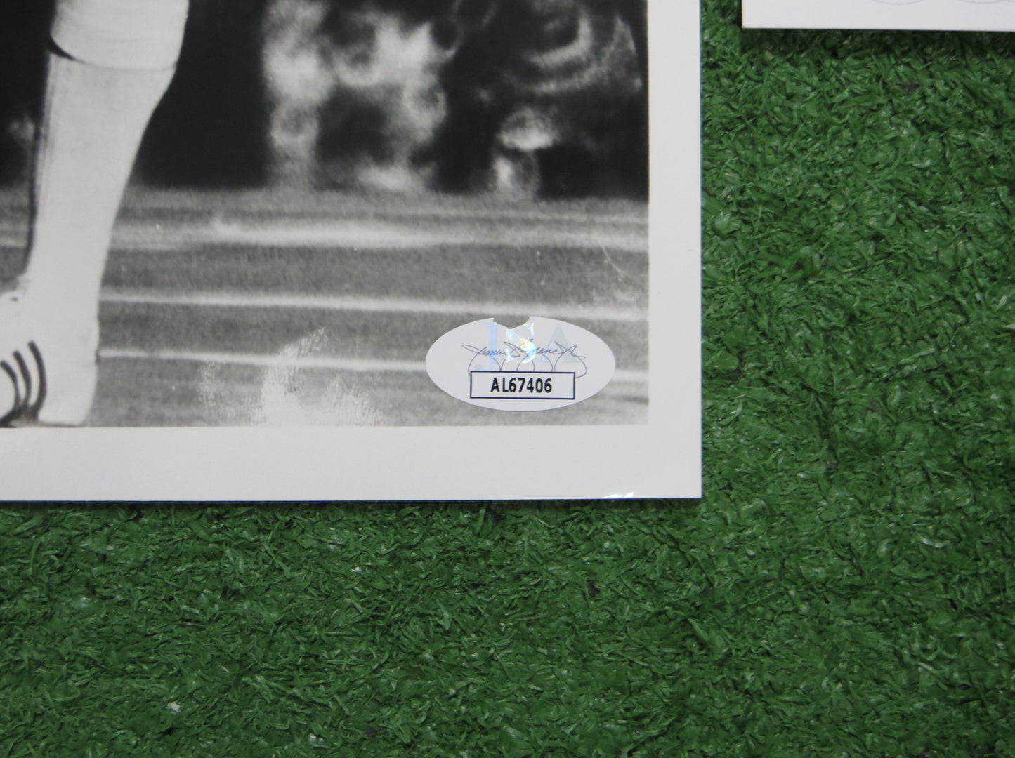 J.T. THOMAS PITTSBURGH STEELERS SIGNED 8x10 PHOTO JSA COA