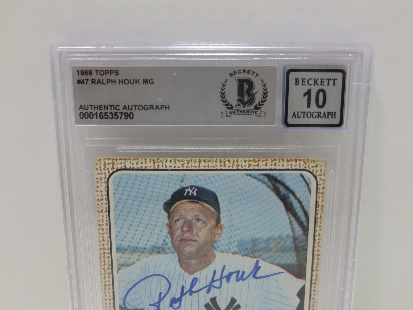 RALPH HOUK SIGNED 1968 Topps BGS BAS SLAB AUTO 10 New York Yankees