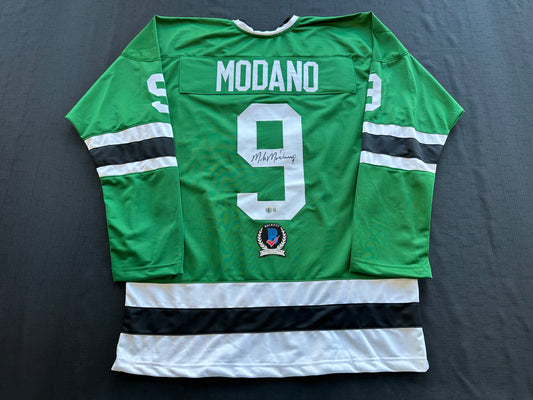 MIKE MODANO SIGNED GREEN HOCKEY JERSEY XL Dallas Stars BAS COA