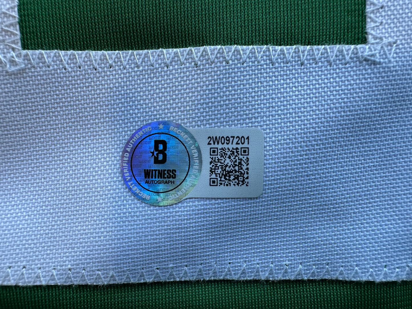 MIKE MODANO SIGNED GREEN HOCKEY JERSEY XL Dallas Stars BAS COA