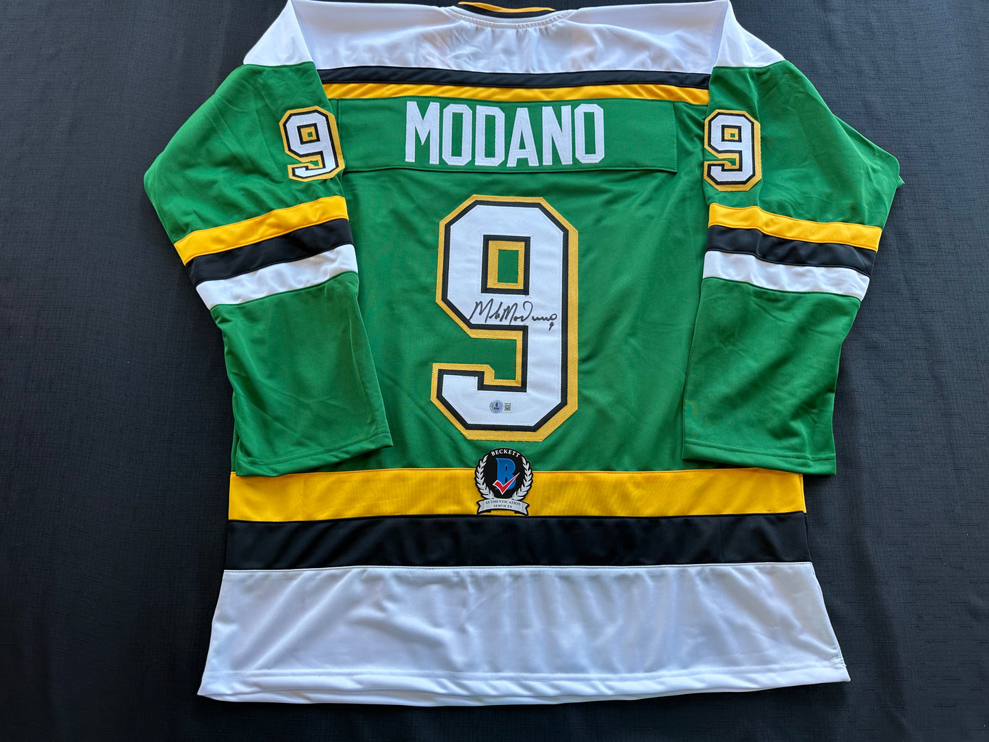 MIKE MODANO SIGNED CCM HOCKEY JERSEY XL Minnesota North Stars BAS COA