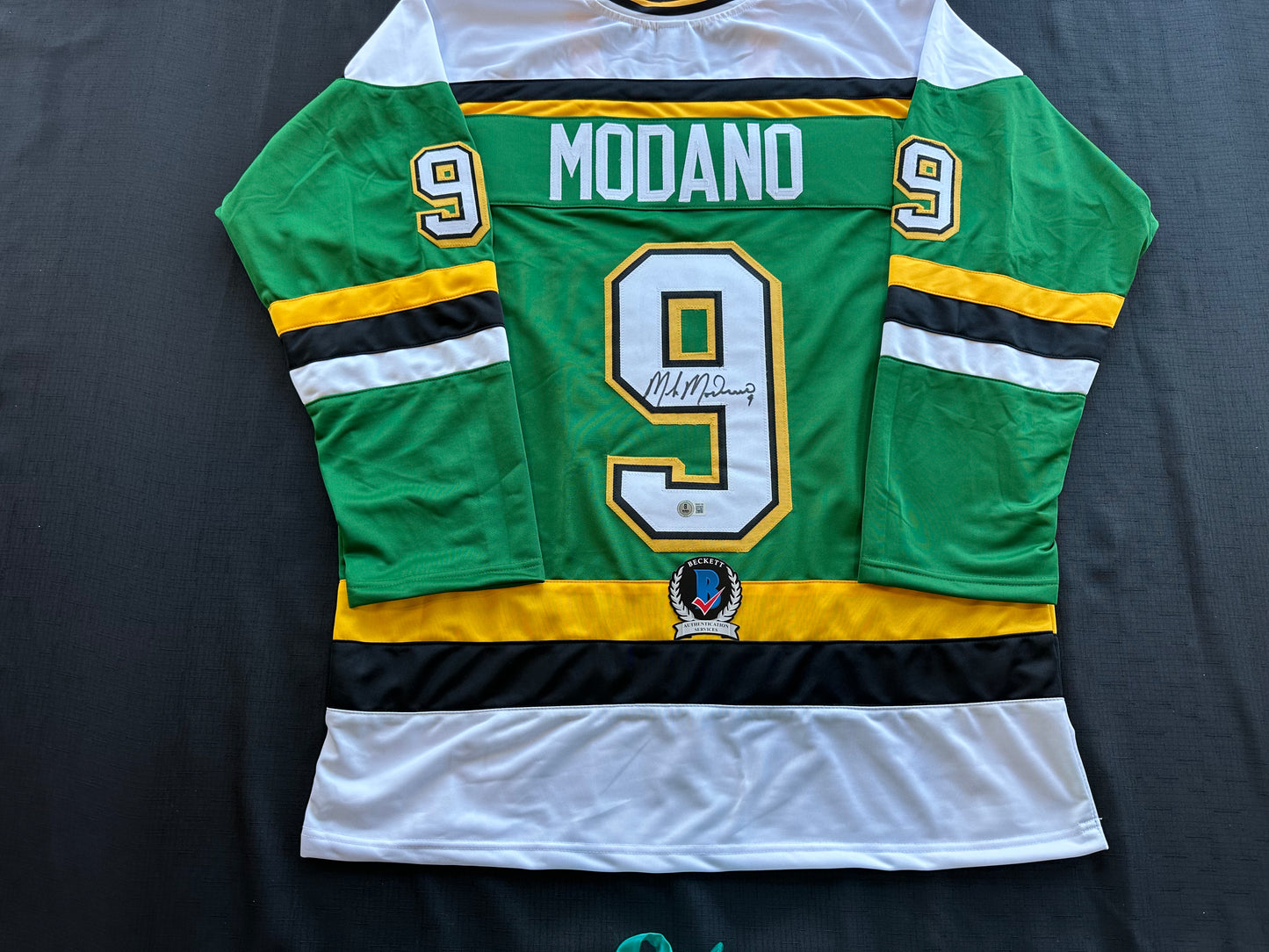 MIKE MODANO SIGNED CCM HOCKEY JERSEY XL Minnesota North Stars BAS COA