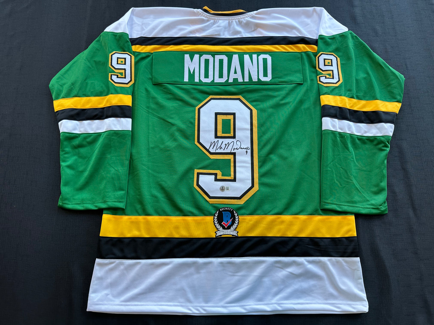 MIKE MODANO SIGNED CCM HOCKEY JERSEY XL Minnesota North Stars BAS COA
