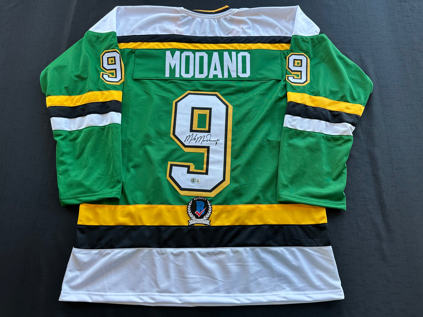 MIKE MODANO SIGNED CCM HOCKEY JERSEY XL Minnesota North Stars BAS COA