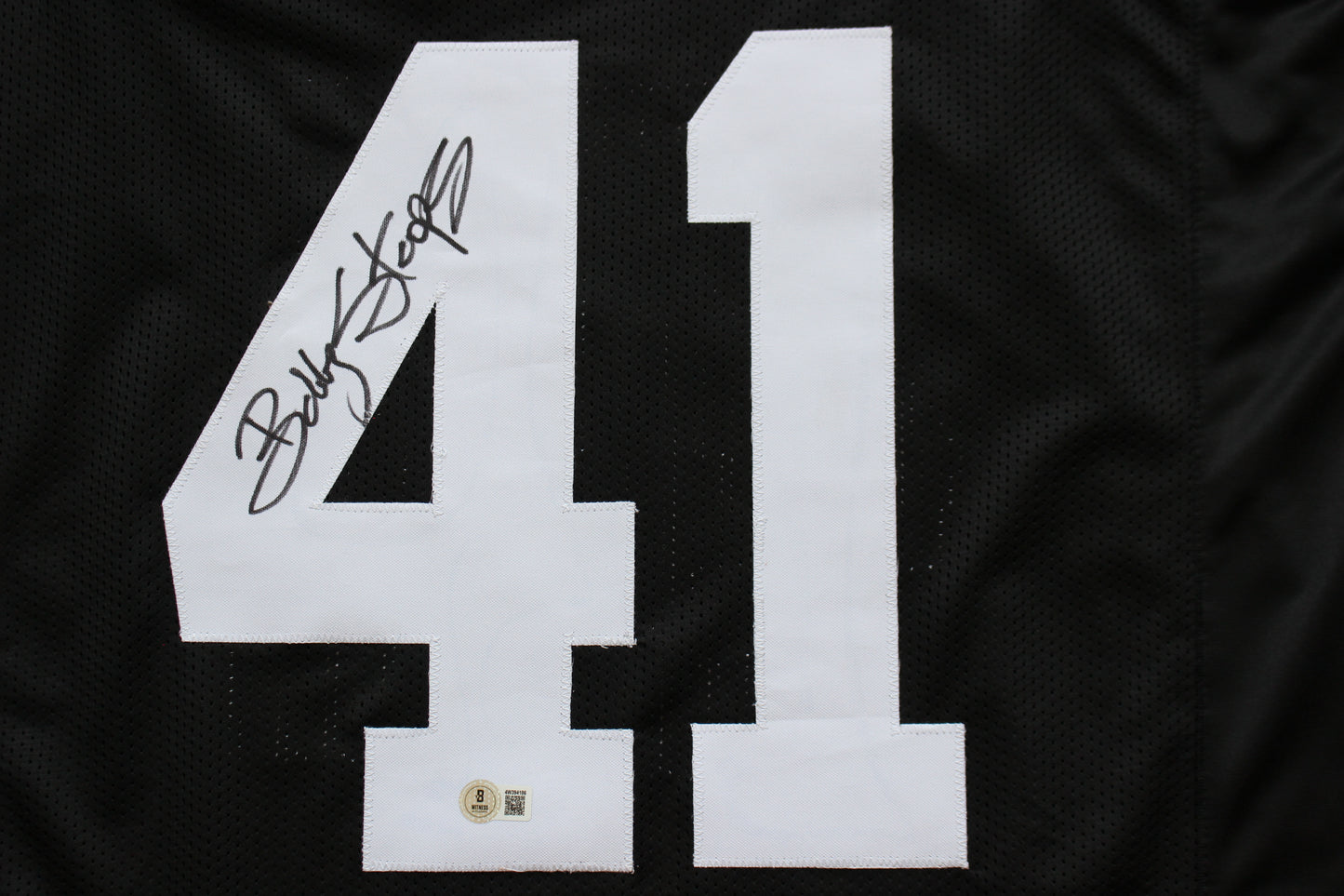 BOB BOBBY STOOPS IOWA HAWKEYES SIGNED FOOTBALL JERSEY OU Sooners BAS