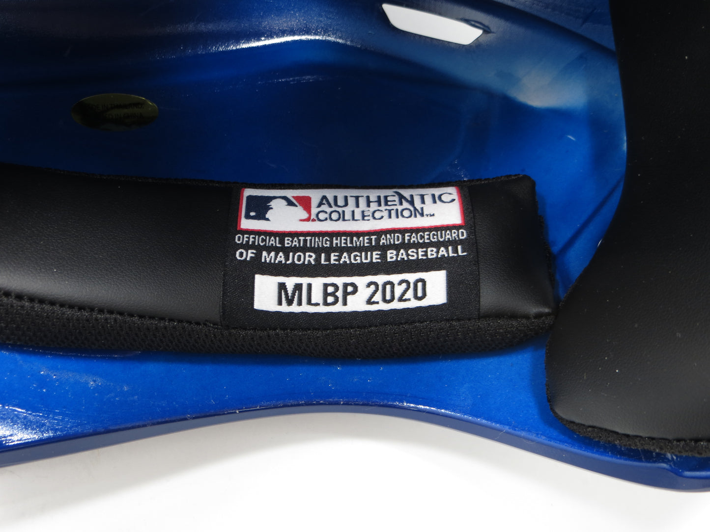 MICHAEL YOUNG TEXAS RANGERS FULL SIZE BATTING HELMET w/05BattingChamp BAS
