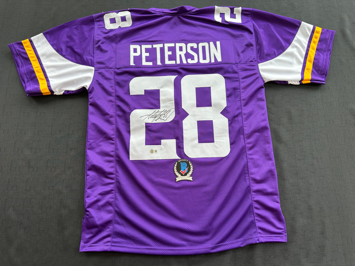 ADRIAN PETERSON SIGNED PURPLE FOOTBALL JERSEY Minnesota Vikings BAS COA